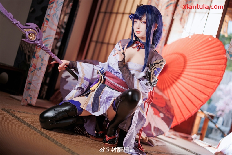 封疆疆v黑历史曝光，25套照片被粉丝争抢