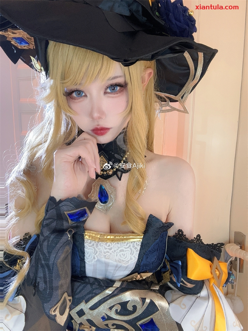 安食ajiki白猫猫的图片分享，身材与美貌的双重震撼