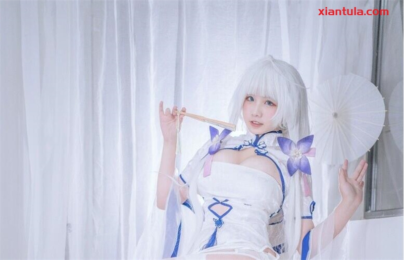 阿半今天很开心付费内容，猫踩奶笑成表情包