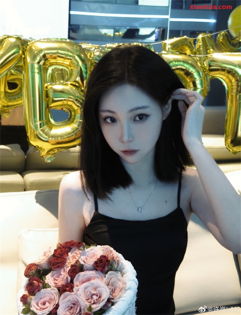 许岚LAN演绎泳装图集，让人美到窒息！