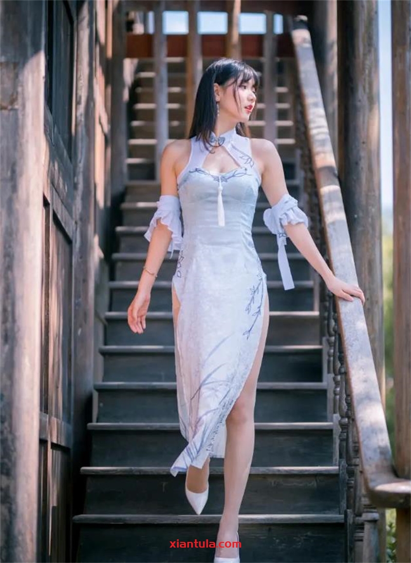 陆卿卿kyokyo：二次元宅舞女孩的艺术之旅与图片代表作赏析