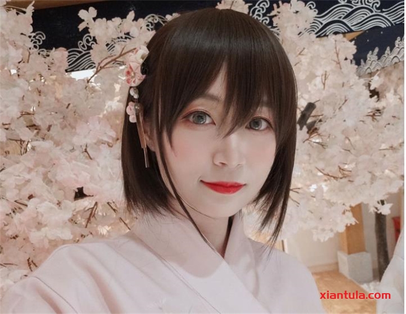 探秘白银81：如何用真空纯白作品和真心俘获粉丝？