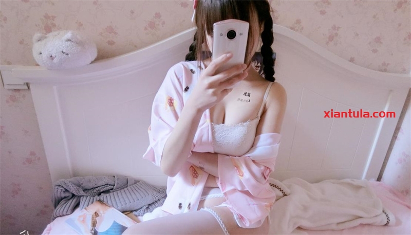 赛高酱退网内幕揭秘：从百套精美图片到网络红人传奇谢幕