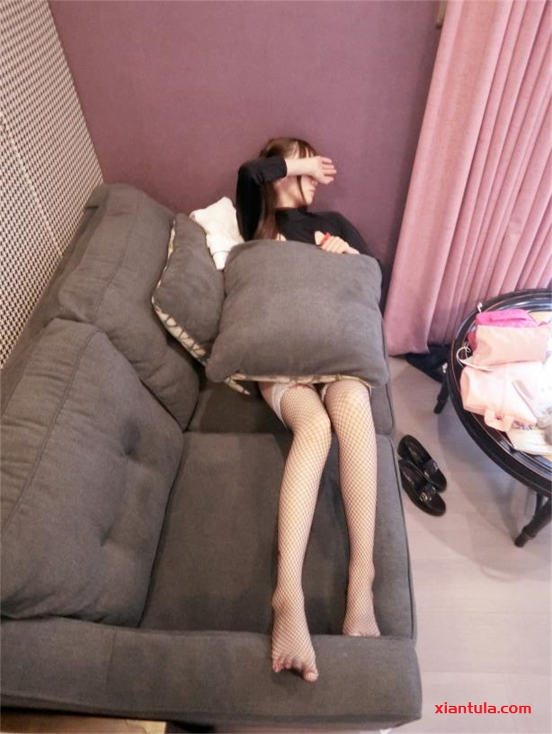 赛高酱退网内幕揭秘：从百套精美图片到网络红人传奇谢幕