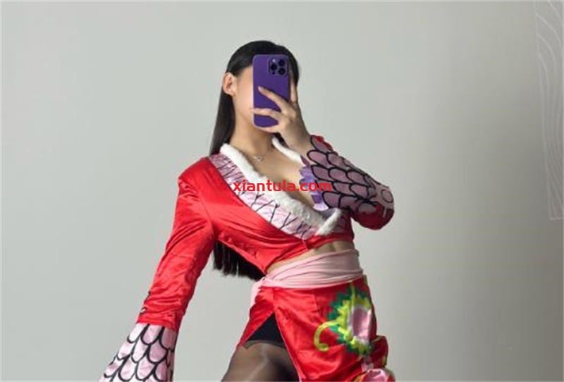 美邵女Baby的时尚密码：最新动态、绝美图集与全能个人资料大公开！