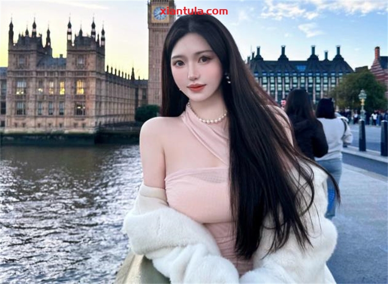 玫桃泡芙:从甜美妹子到图片解密,揭秘她的社交媒体魅力与创作秘密 玫桃泡芙:从甜美妹子到图片解密,揭秘她的社交媒体魅力与创作秘密