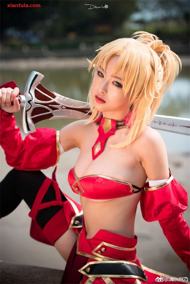 清水由乃的旗袍造型让全网直呼‘老婆’！这位广东妹子杀疯了！