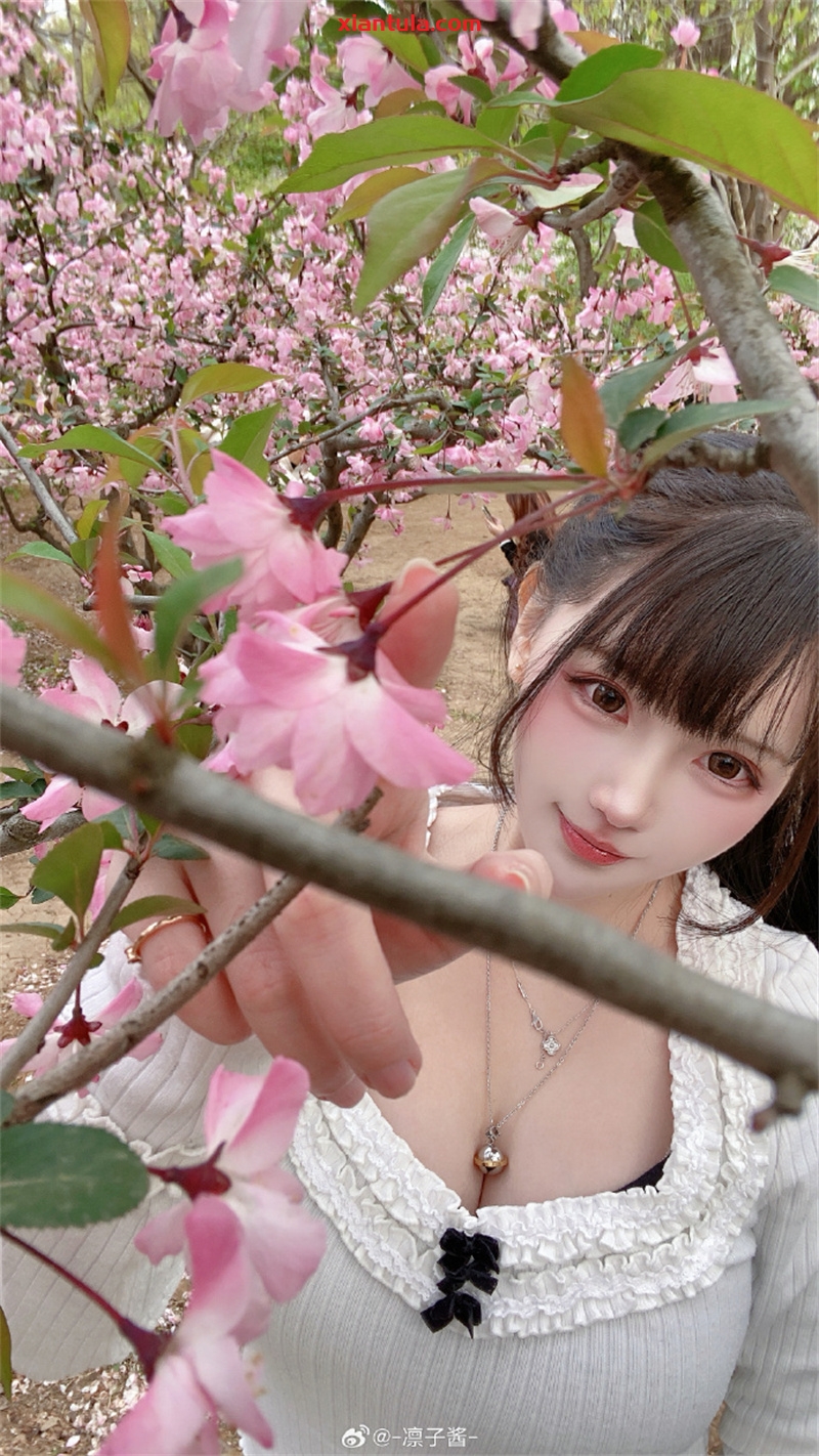 凛子酱：从广东萌妹到二次元顶流，她的《吉他妹妹》为何让人疯狂？