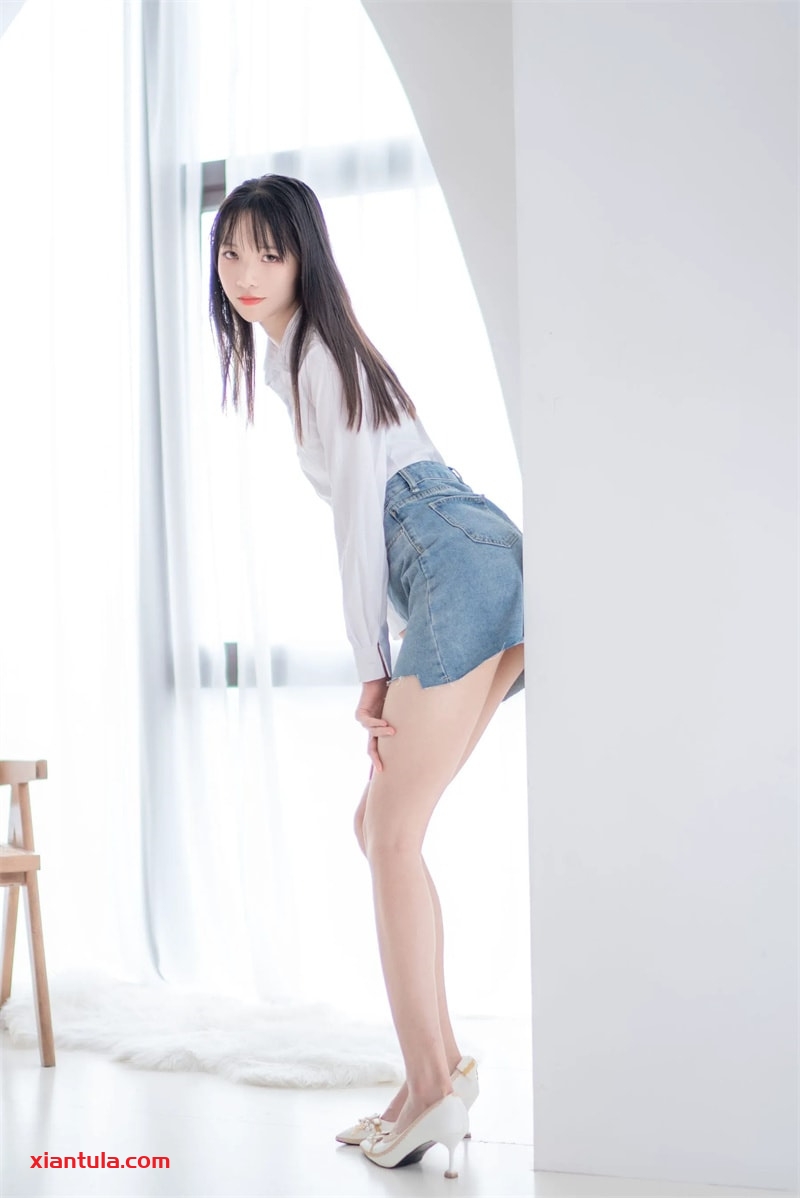 西呱呀呀呀：165cm氧气少女的衬衫牛仔裙封神！这波安利我吃了！